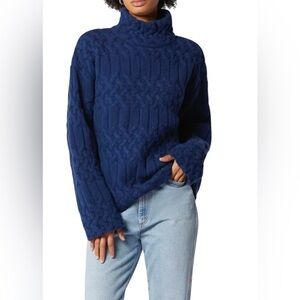 Equipment Avoncon Navy 100% Wool Cable Knit Sweater Size M